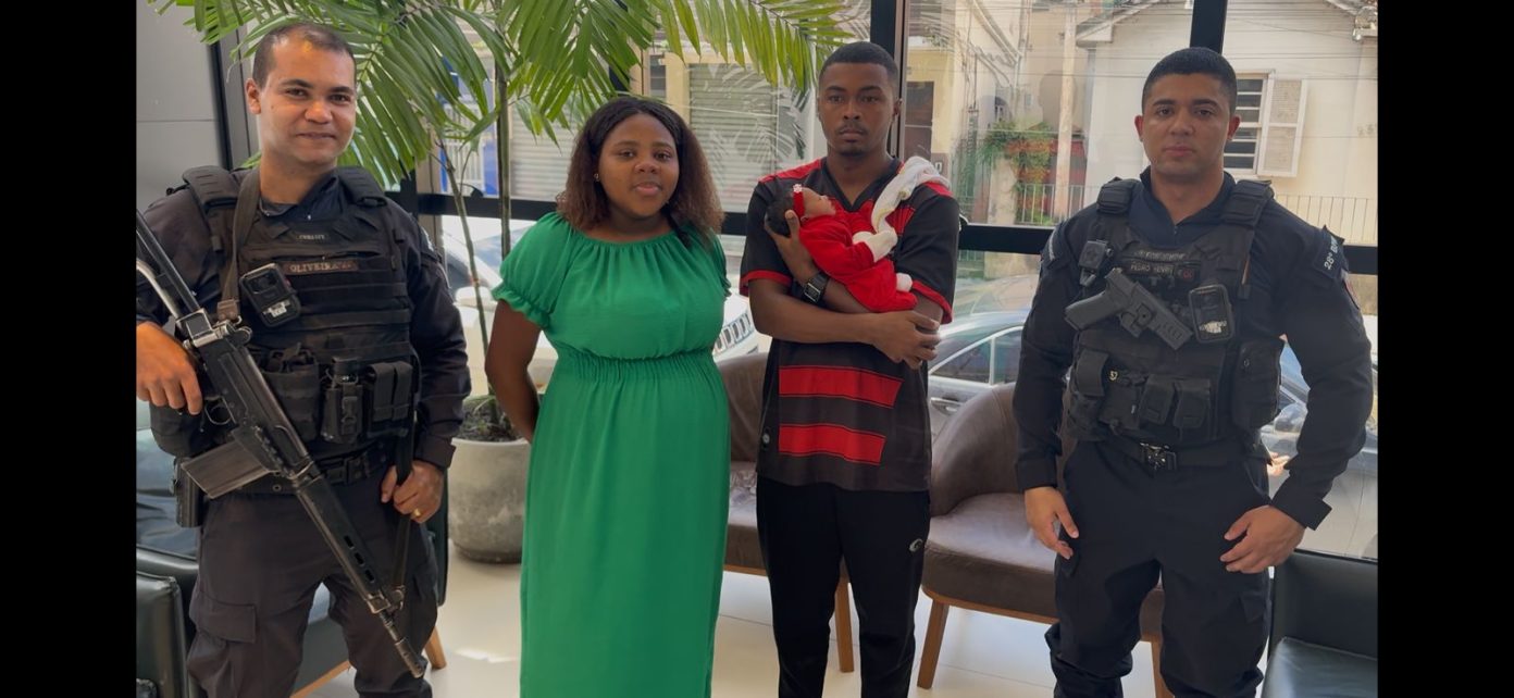 Engasgo: policiais salvam bebê recém-nascida em Barra Mansa