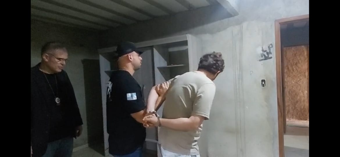 Garoto de programa é preso por estuprar a tia com deficiência mental em Piraí