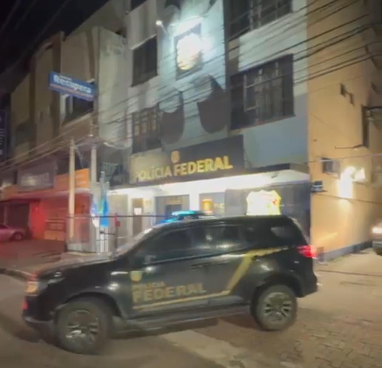 Operação da PF combate crimes de abuso infantil na internet e cumpre mandados no Sul Fluminense