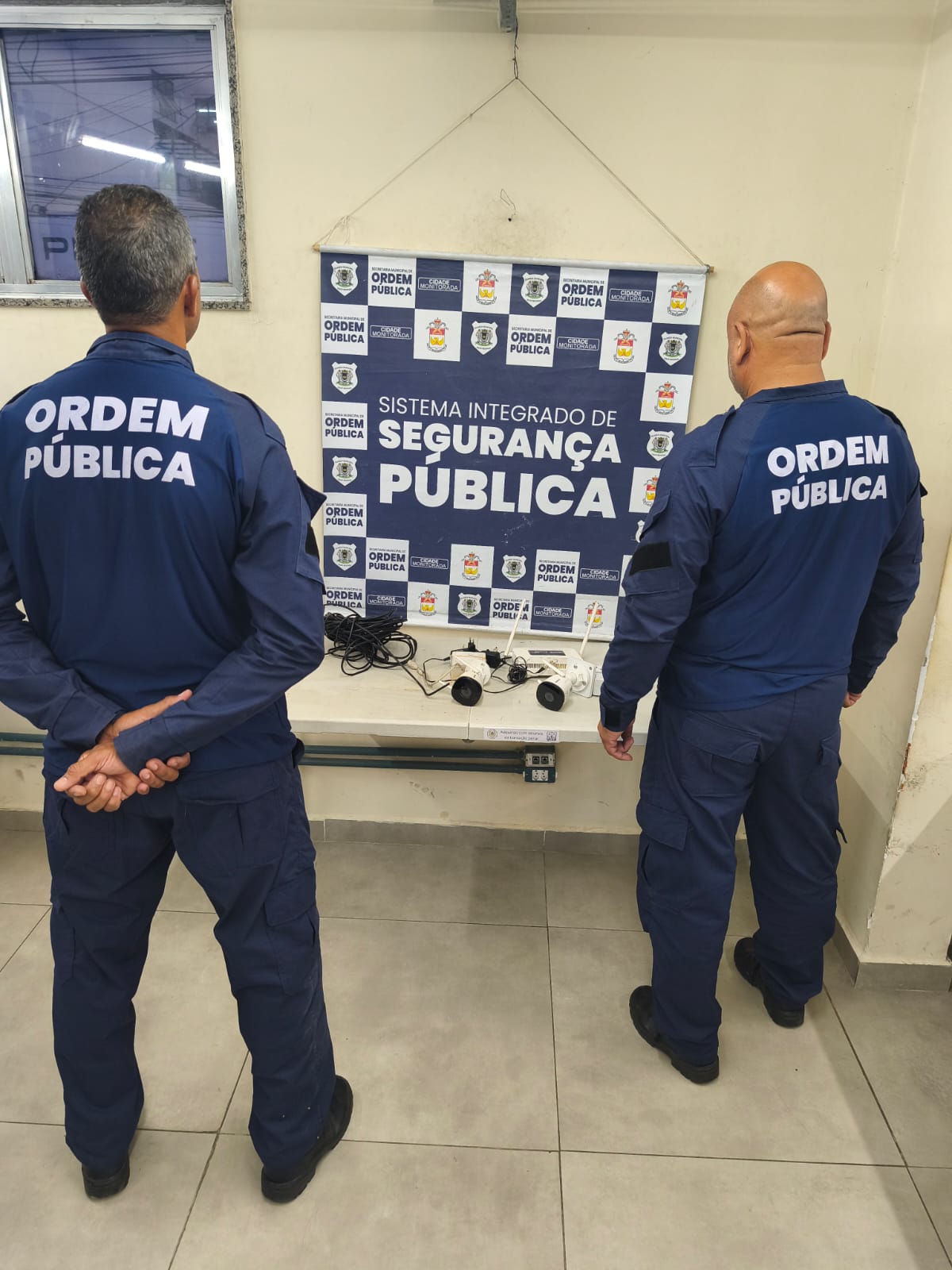 Golpe no tráfico: Ordem Pública de Volta Redonda apreende câmeras clandestinas