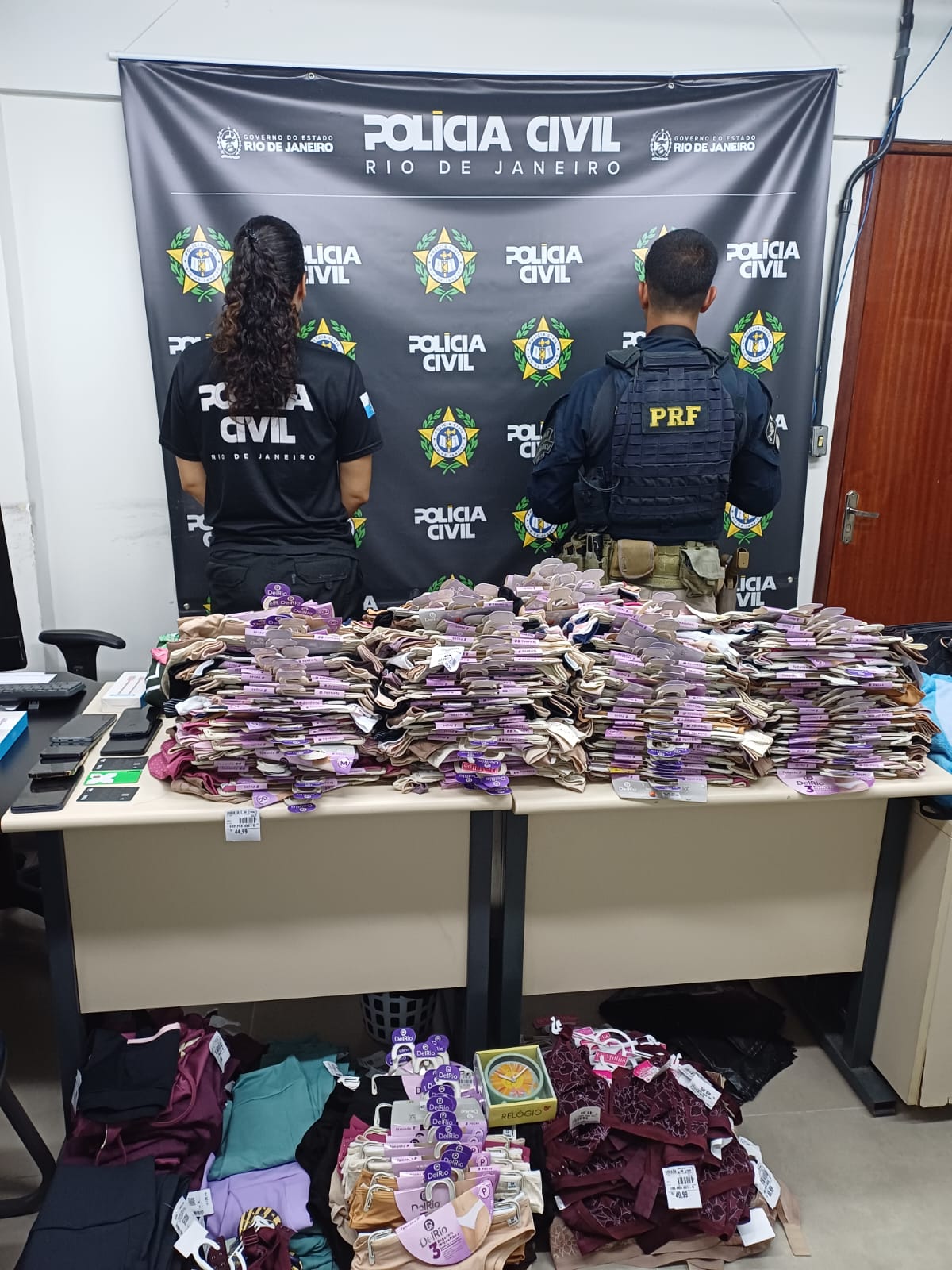 Ação conjunta desarticula grupo suspeito de furtos em comércios no Sul Fluminense