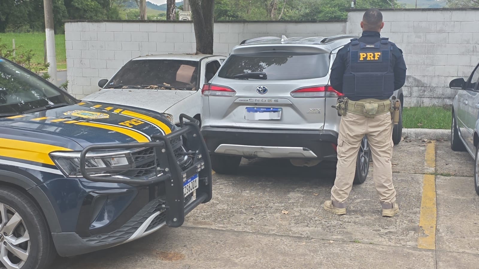PRF recupera veículo roubado avaliado em mais de R$ 140 mil em Porto Real