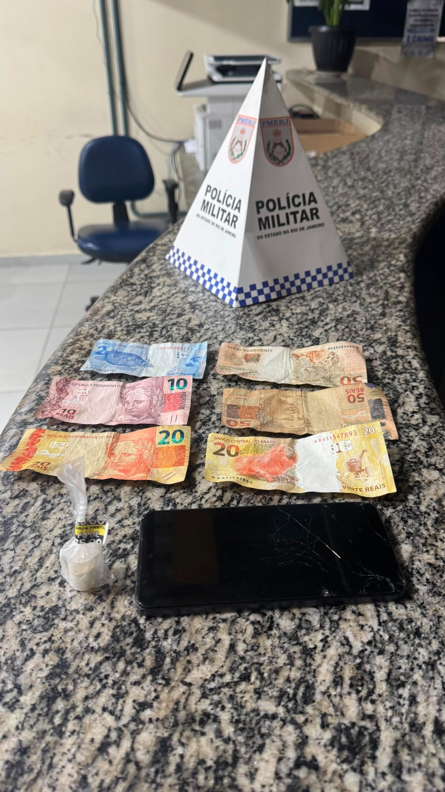 PM prende suspeito por tráfico em Pinheiral
