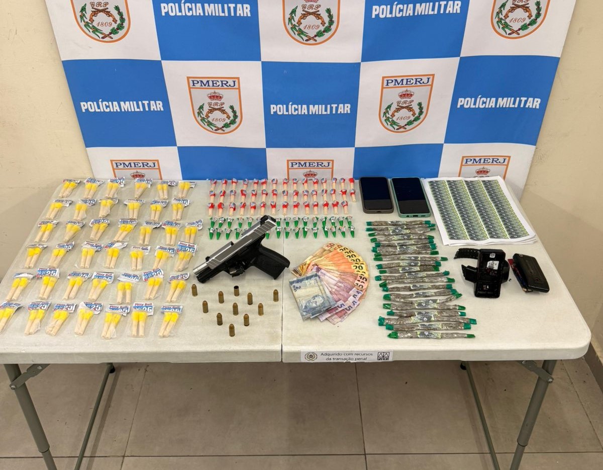 Suspeito de chefiar tráfico no São Carlos é preso após confronto com a PM em Volta Redonda