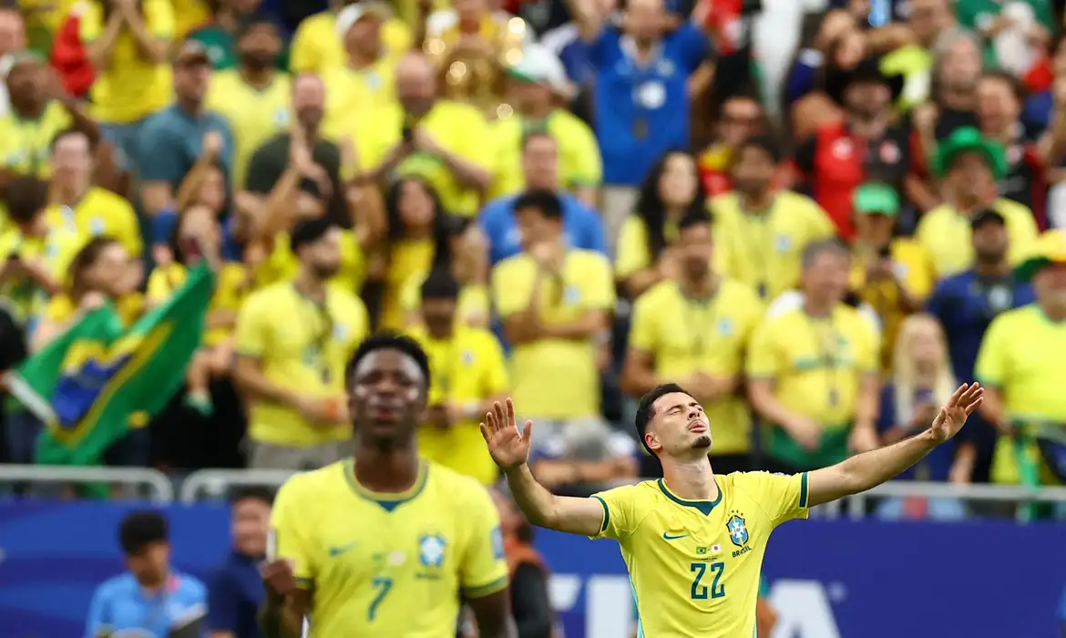 Brasil derrota o Japão e vai às oitavas de final na Copa do Mundo