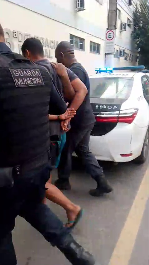 Homem é preso na Voldac após ameaçar companheira em escola no distrito da Califórnia em BP