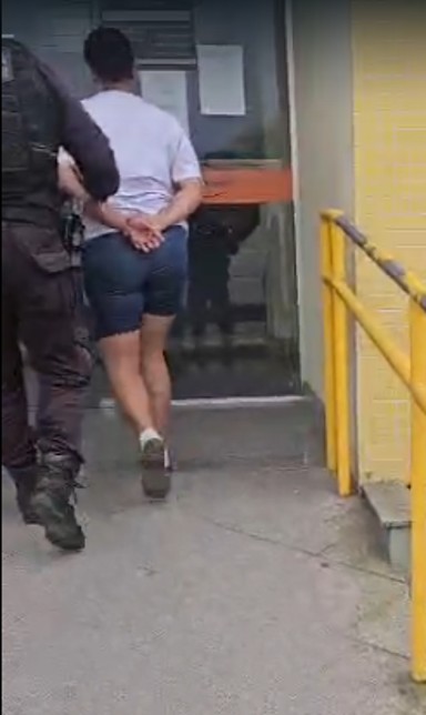 “Arlequina do Bracuí” e “Shaolin” são presos em ações da PM no Bracuí, em Angra