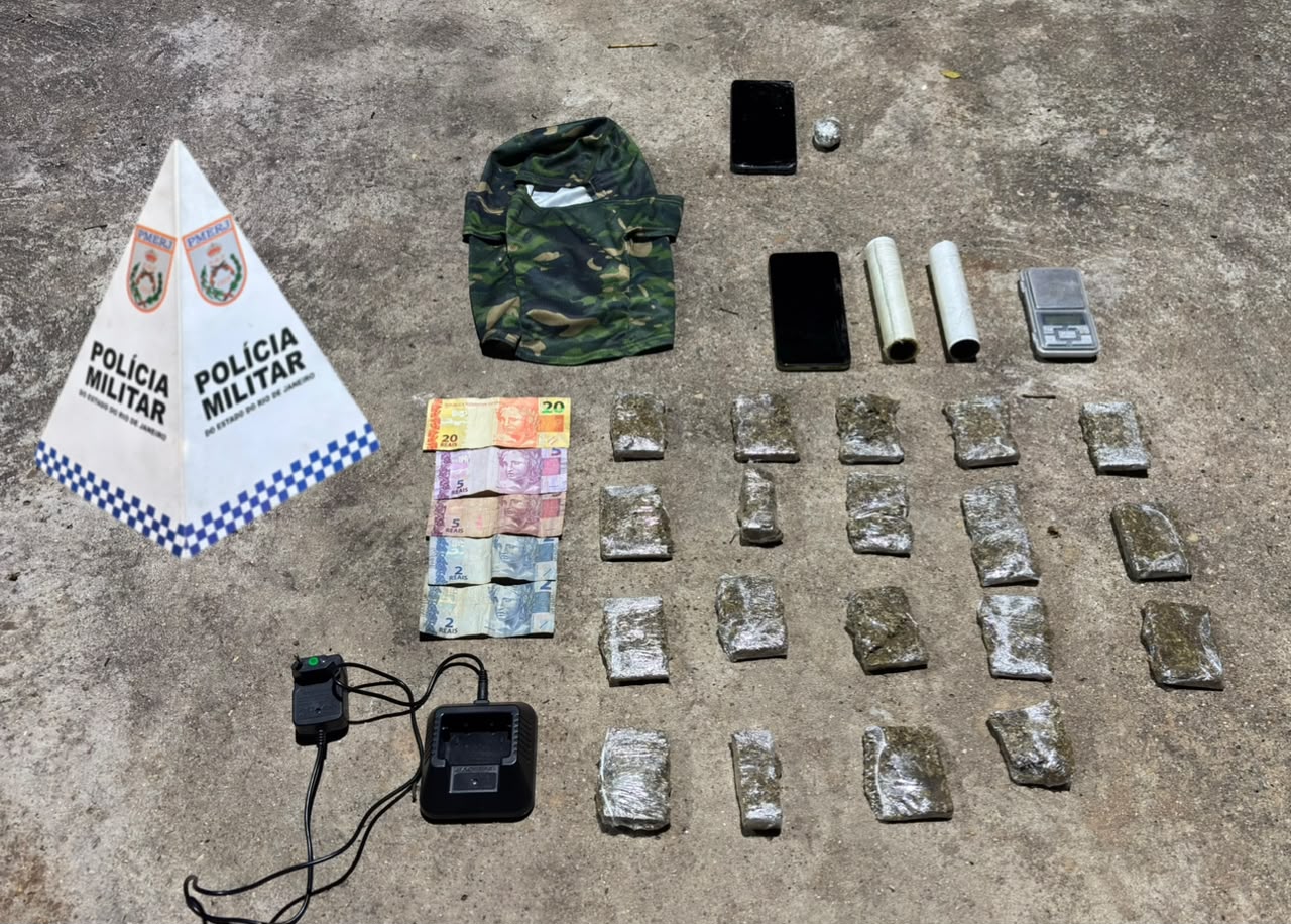 “Patrulha Fantasma” localiza maconha e material do tráfico durante ação em Porto Real