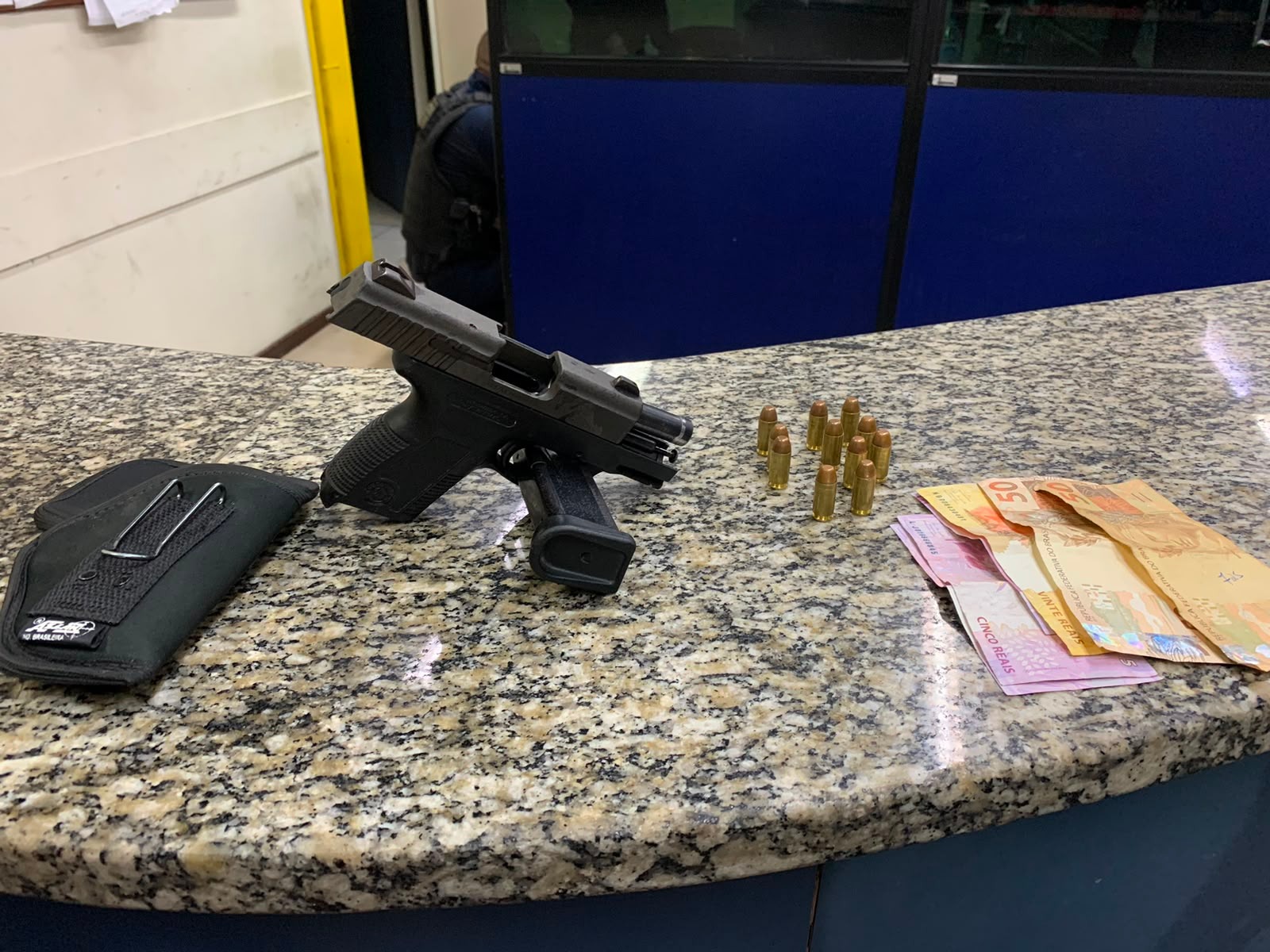 “Rambo do 37”: sargento de folga prende apontado como combatente do Terceiro Comando armado em Barra Mansa