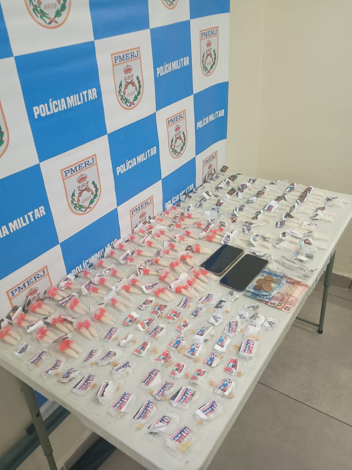 Adolescente é apreendido por tráfico de drogas no Santo Agostinho