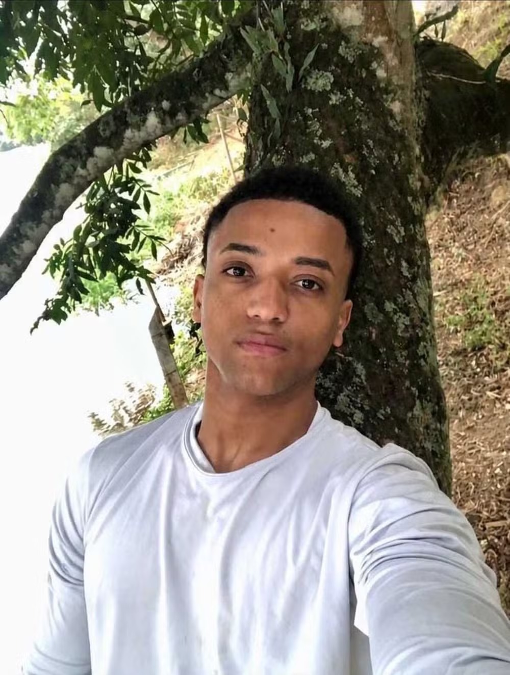 Família procura jovem de 22 anos desaparecido em Itatiaia