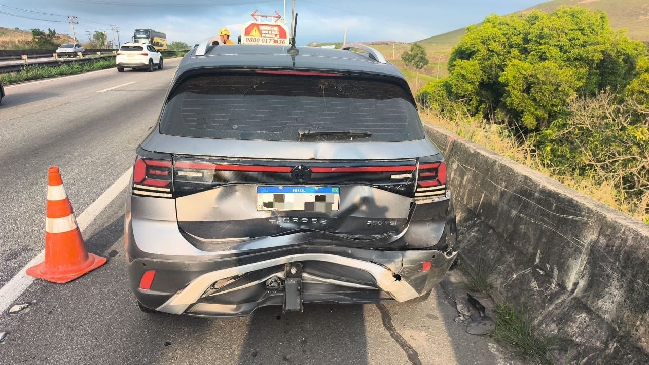 Motorista é preso por embriaguez após bater na traseira de carro na Dutra, em Porto Real