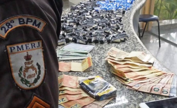 Polícia Militar prende 8 suspeitos de tráfico de drogas em Pinheiral