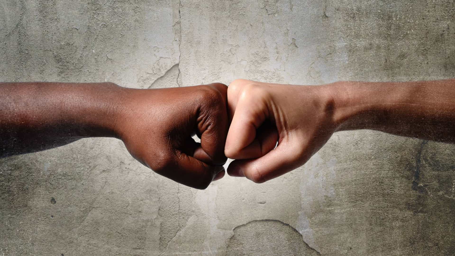 Barra Mansa assina o Pacto de Combate ao Racismo