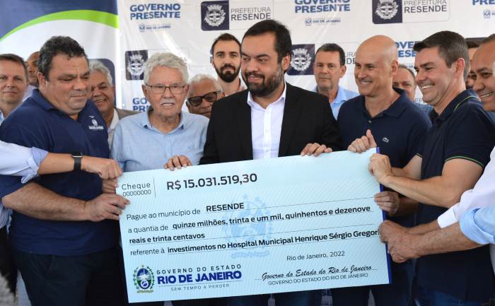 Governador Cláudio Castro anuncia obras em Resende e investimentos no Hospital do Câncer