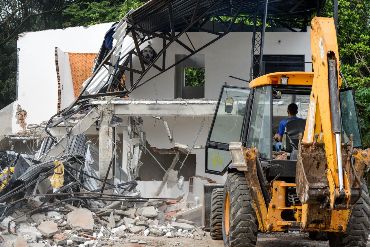 Construção irregular é demolida pela Prefeitura de Barra Mansa