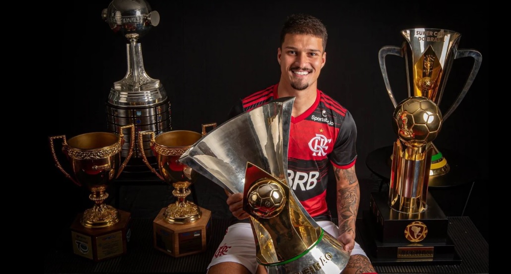 Flamengo está próximo de vender zagueiro ao futebol japonês
