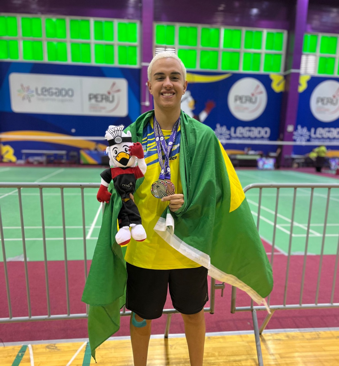 Atleta de Volta Redonda conquista medalhas no Peru