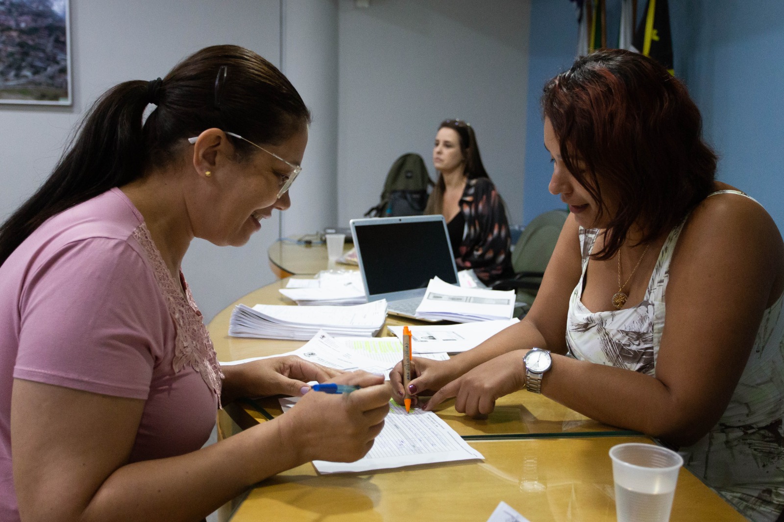 Volta Redonda convoca mais 122 profissionais para a Educação