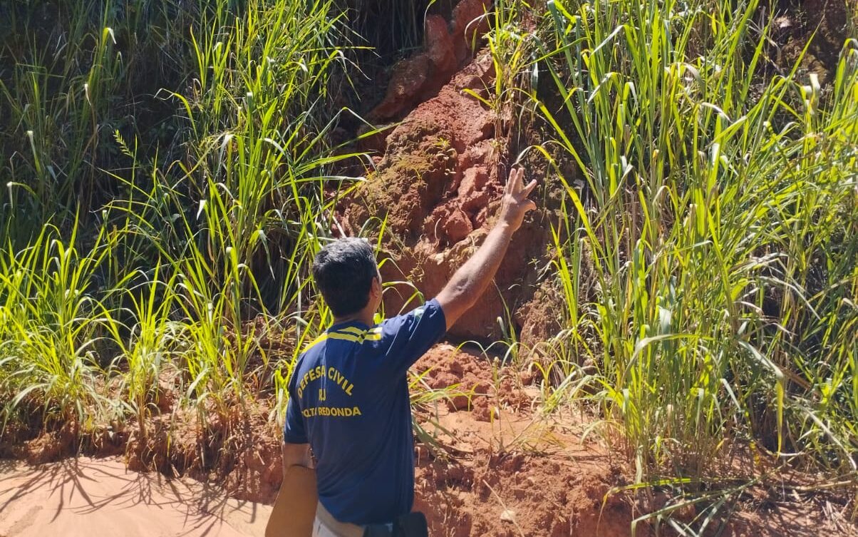 Prefeitura identifica e multa obras irregulares  em Volta Redonda